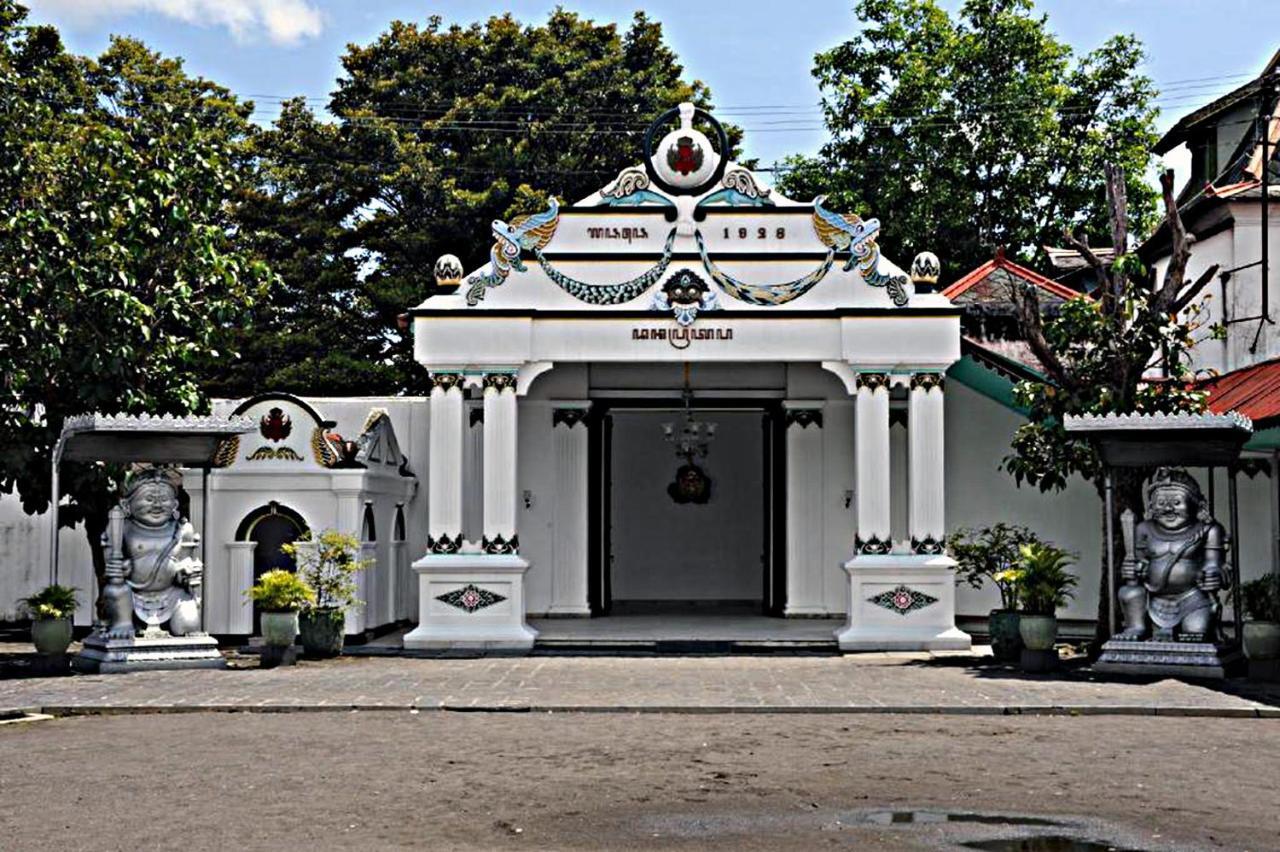 Mitra Hotel Yogyakarta Exteriör bild