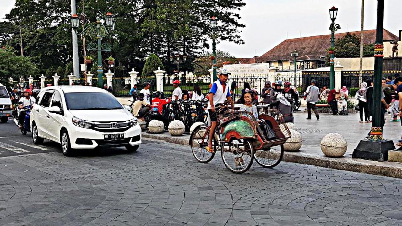 Mitra Hotel Yogyakarta Exteriör bild