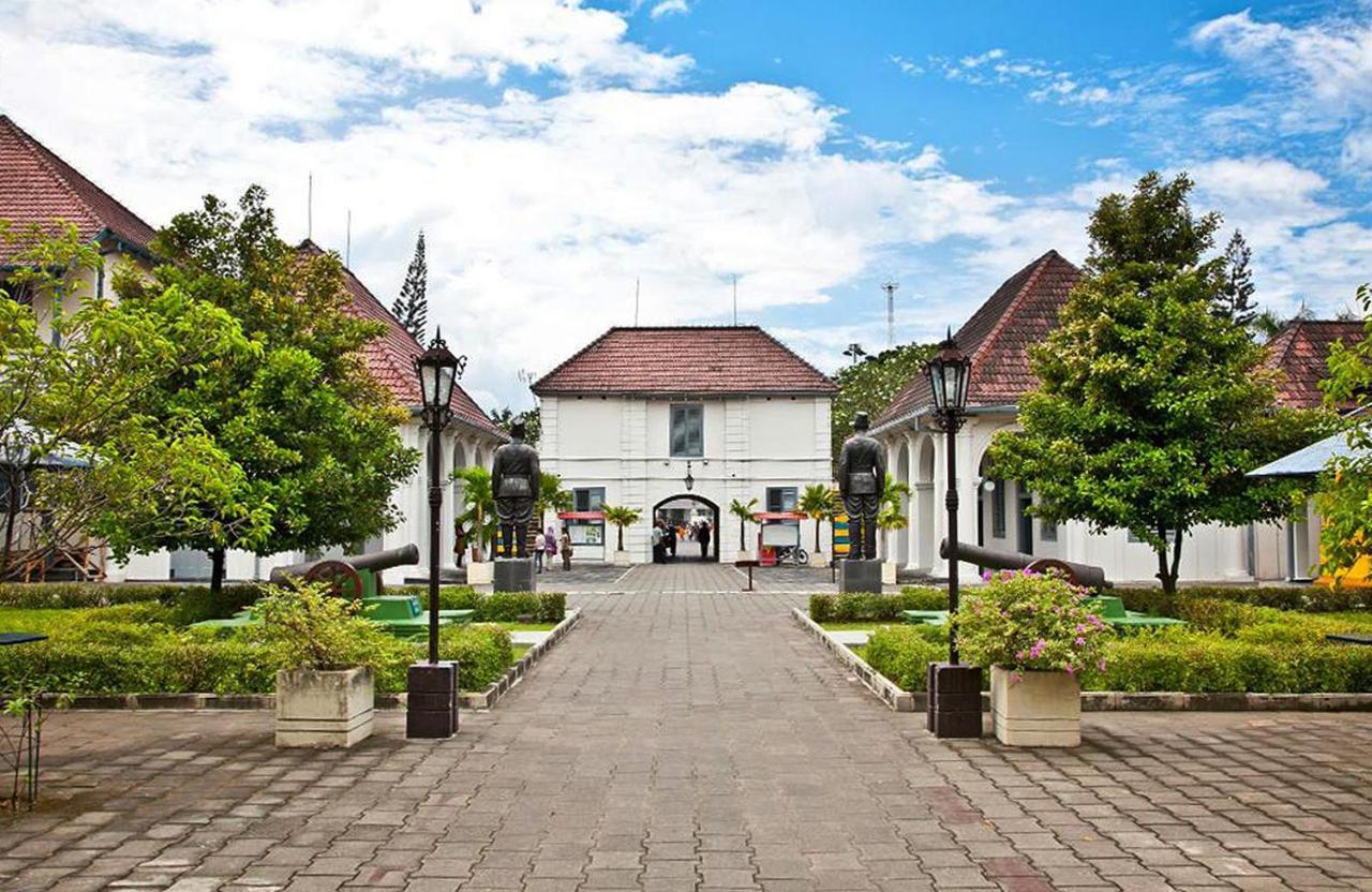 Mitra Hotel Yogyakarta Exteriör bild
